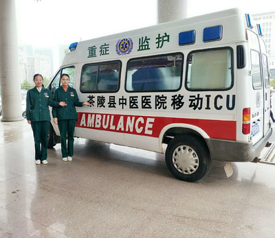 茶陵縣首臺移動ICU救護車落戶中醫(yī)醫(yī)院，打造移動手術新平臺